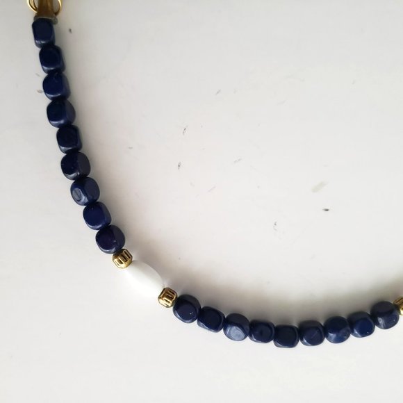 VTG Dark Blue White Beaded Necklace - Picture 3 of 7